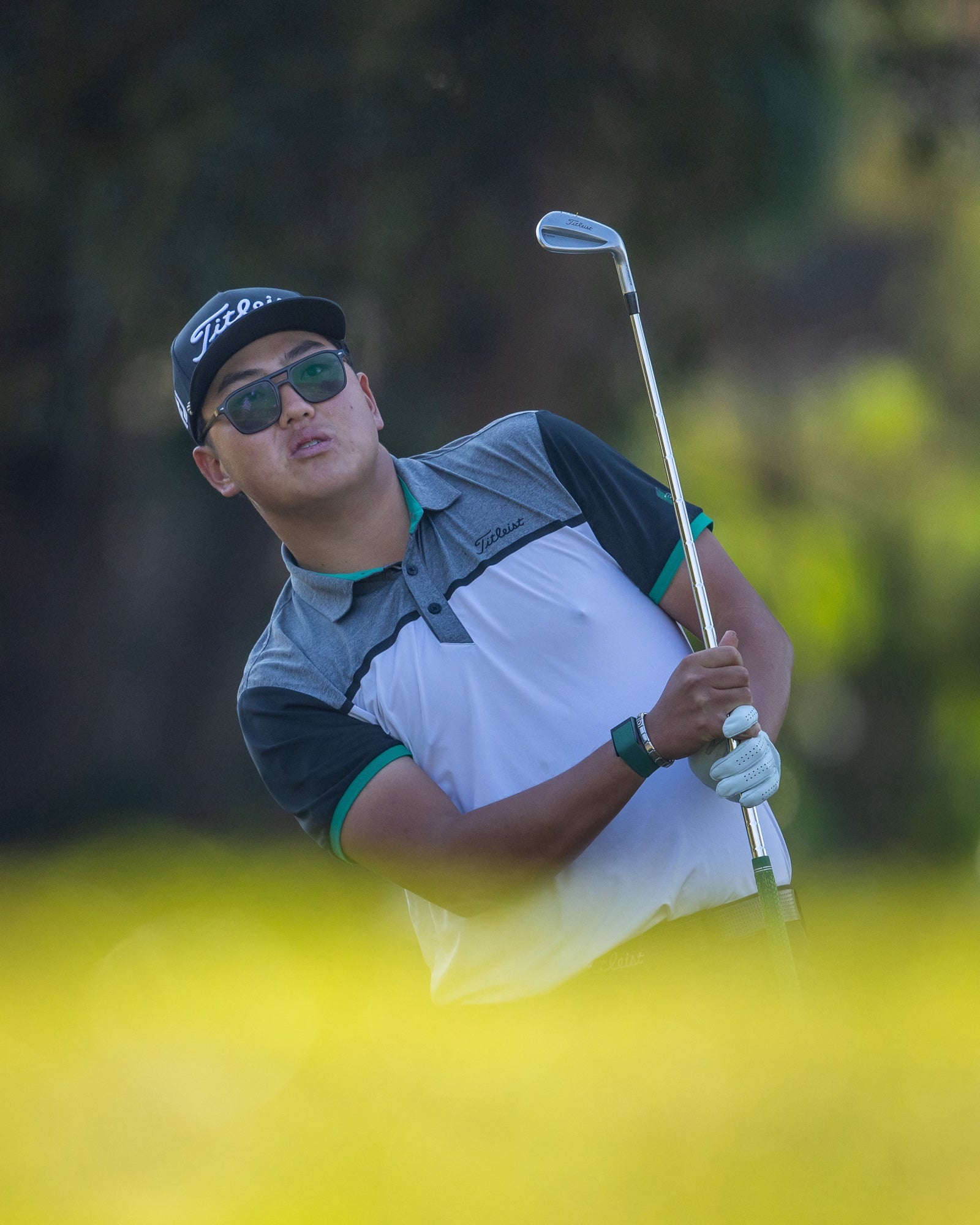 Minjun Heo playing an iron shot